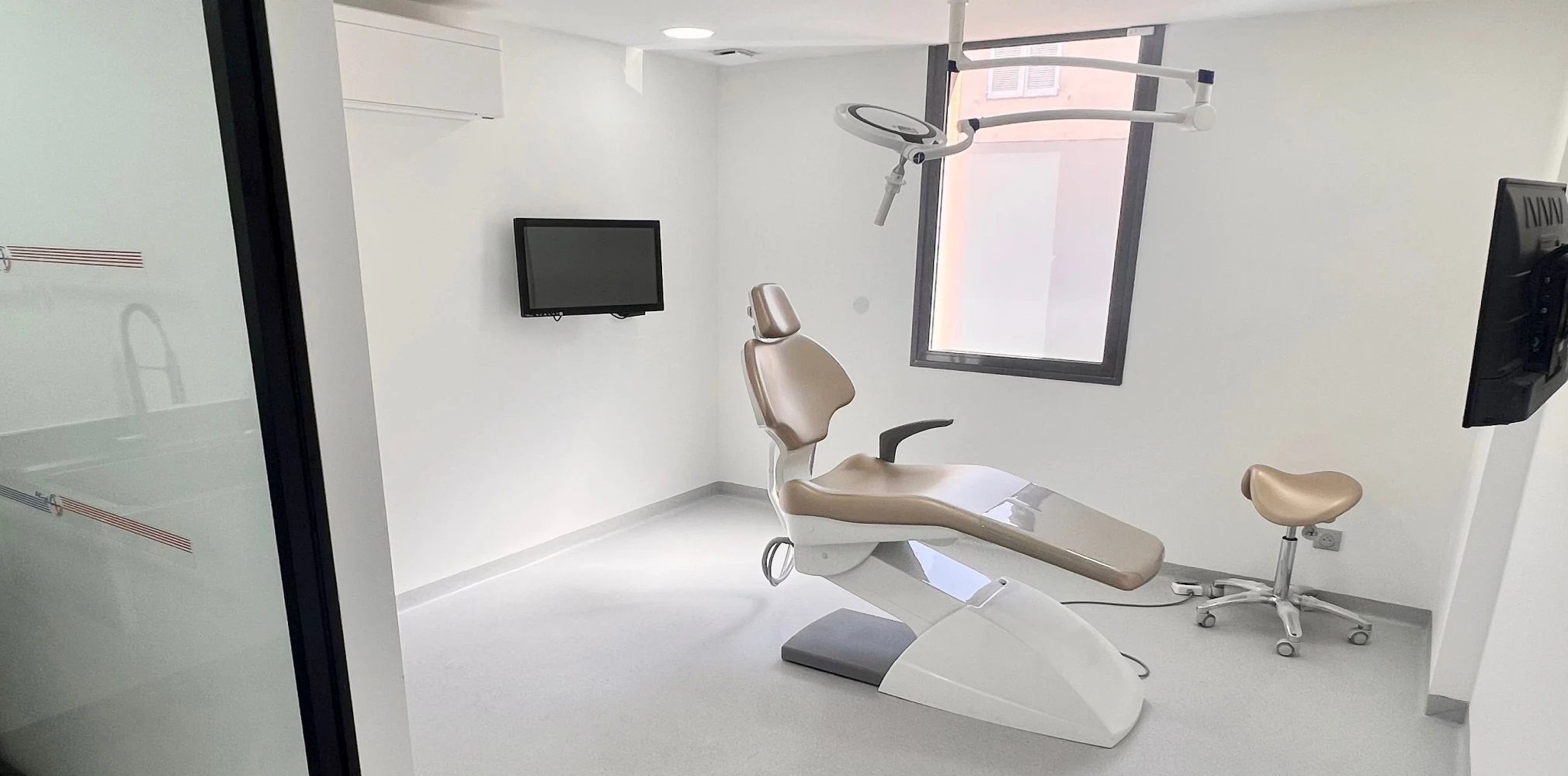 Facettes au Centre Médico-dentaire Mazargues à Marseille, Médical Smile